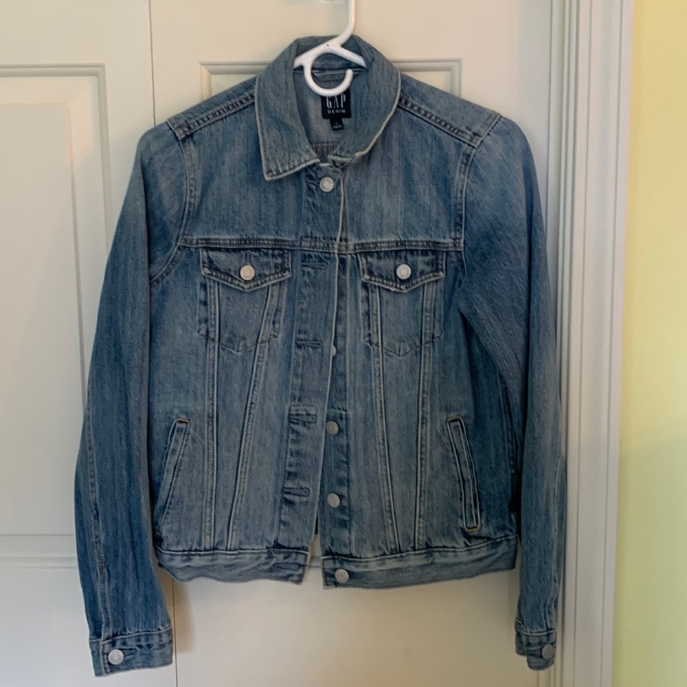 women’s denim jacket